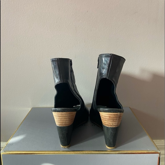 Italian Wedges - Picture 2 of 4